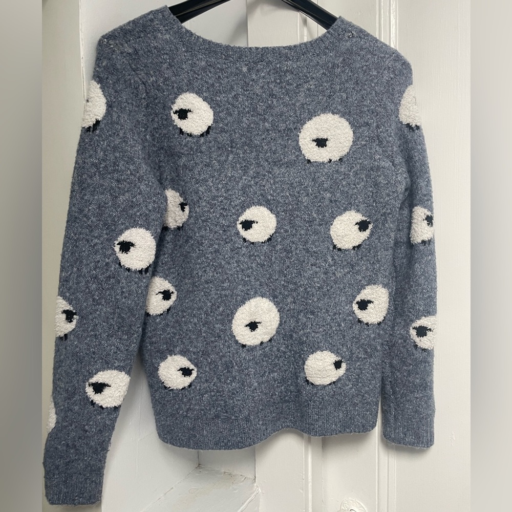 Sheep Sweater - Picture 4 of 5